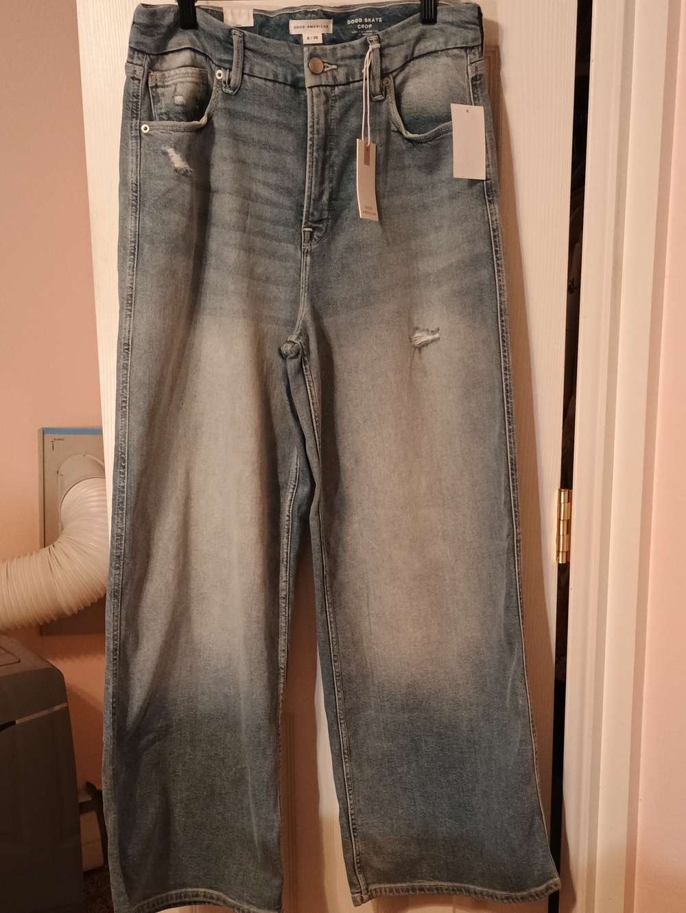 Good American Good Skate Crop Distressed High Rise Jeans Light Wash Size 8/29NWT